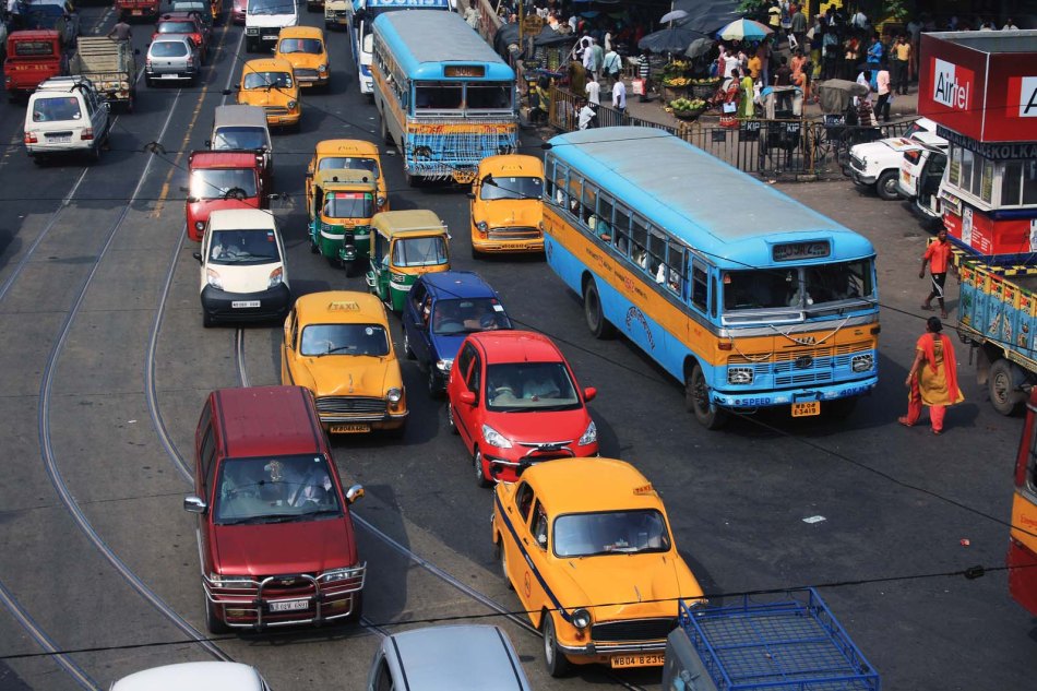 traffic_in_kolkata_bona