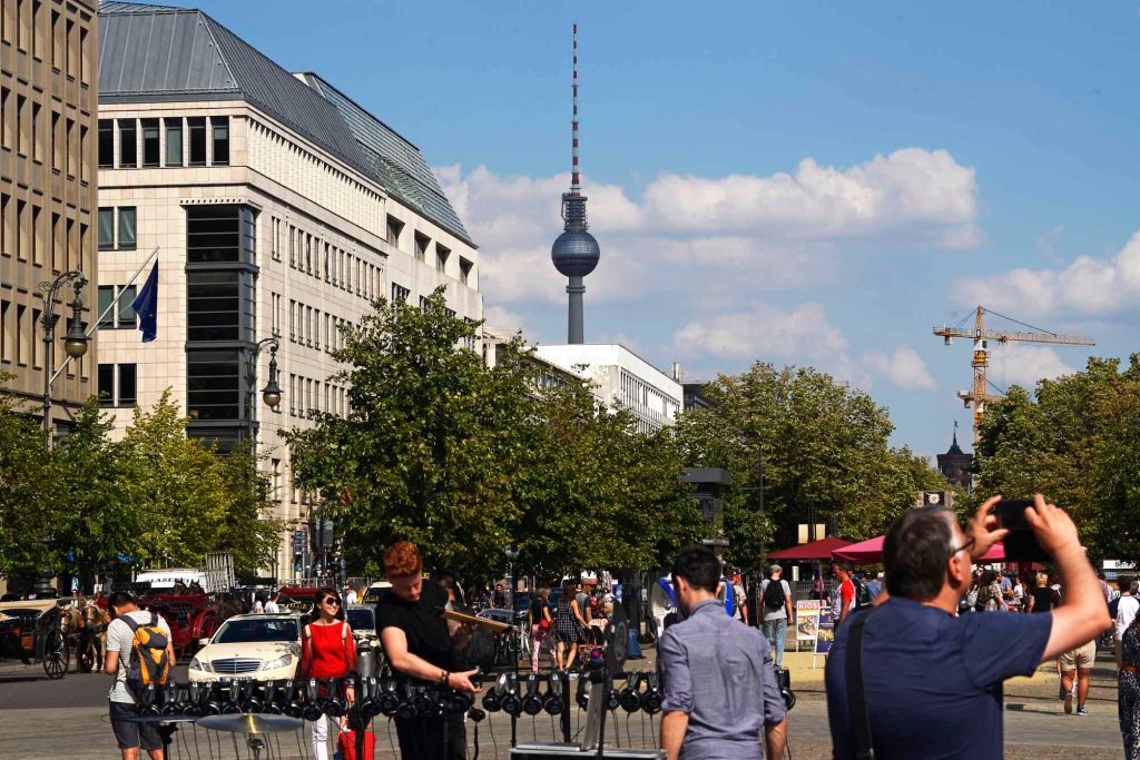 (E) La Torre de TV de Berlín, orgullo de la era&nbsp;comunista