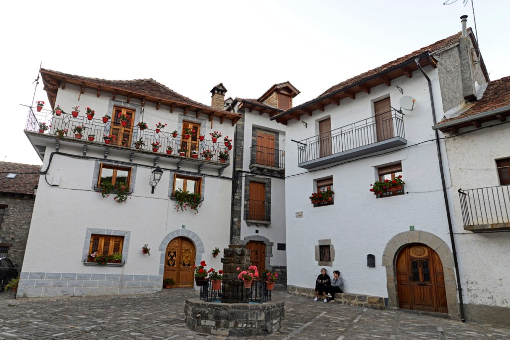 (L) Ansó, entre los pueblos más bonitos de todo el Pirineo y de Aragón