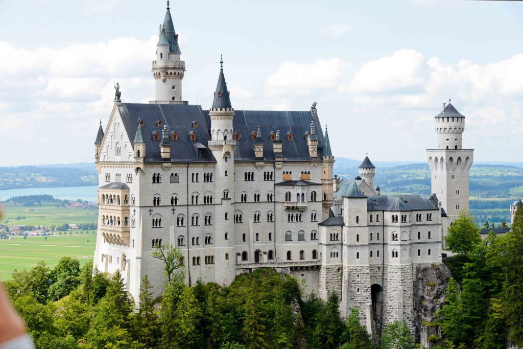 (E) Visita al lugar que sirvió de inspiración al castillo más popular del mundo: el de&nbsp;Disney