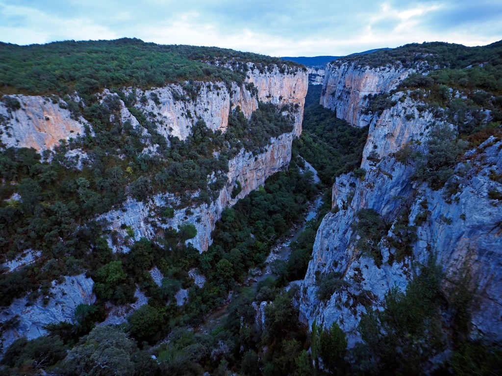 (L) Foz de Arbayún, una de las más extensas e imponentes de&nbsp;Navarra